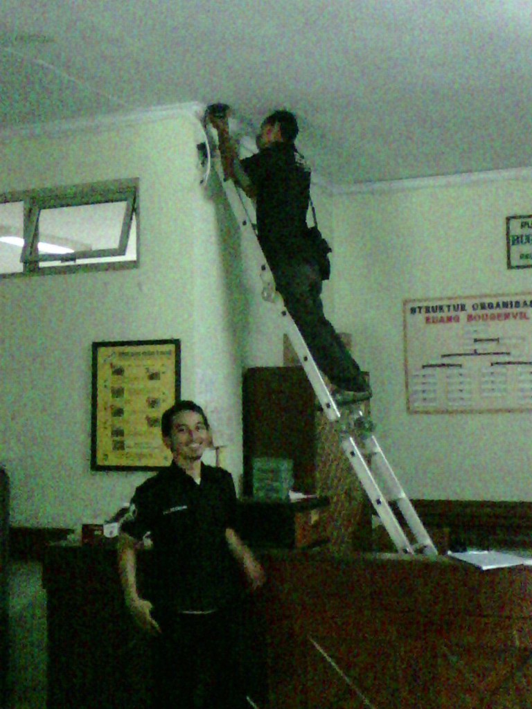 Pemasangan CCTV pada Dinas Pendidikan JawaBarat